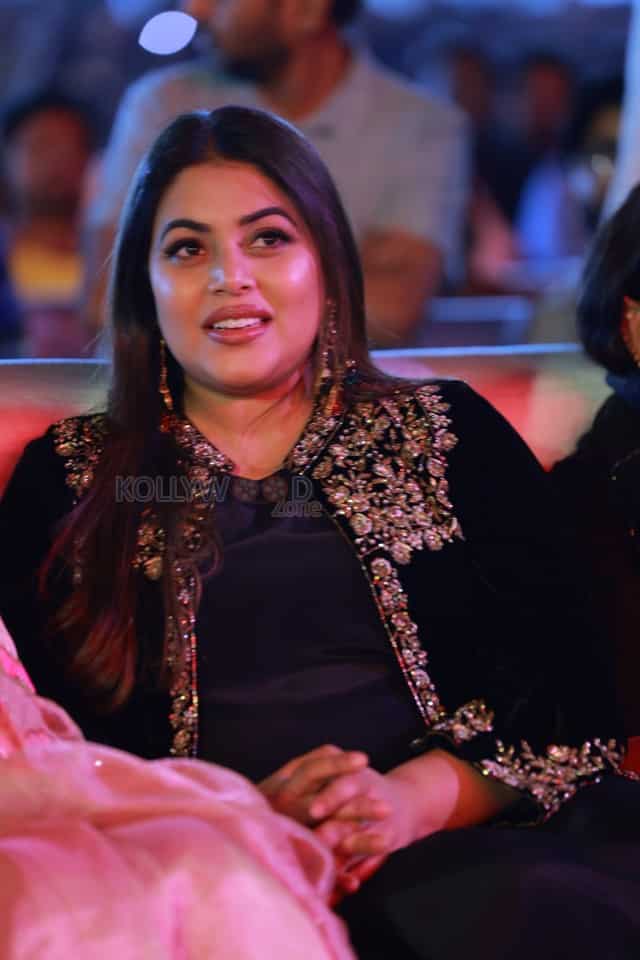 Actress Poorna at Akhanda 2 Movie Pre Release Event Stills 17