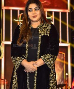 Poorna (Shamna Kasim)