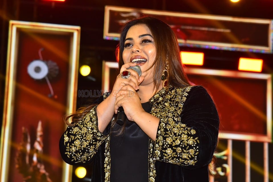 Actress Poorna at Akhanda 2 Movie Pre Release Event Stills 19