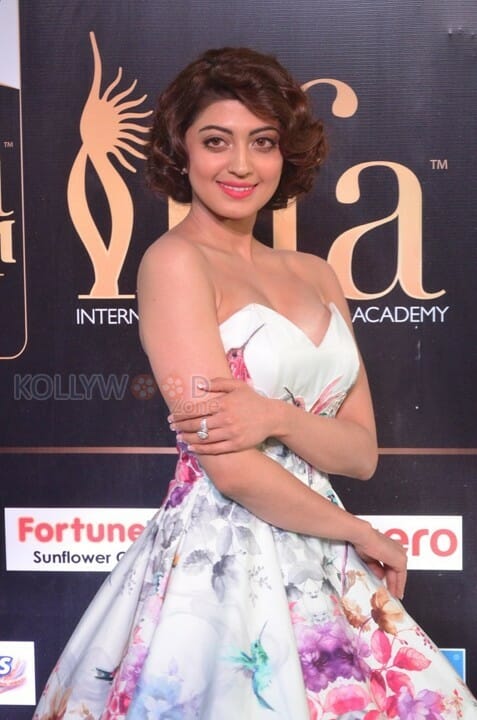 Actress Pranitha Subhash At Iifa Utsavam Awards Photos