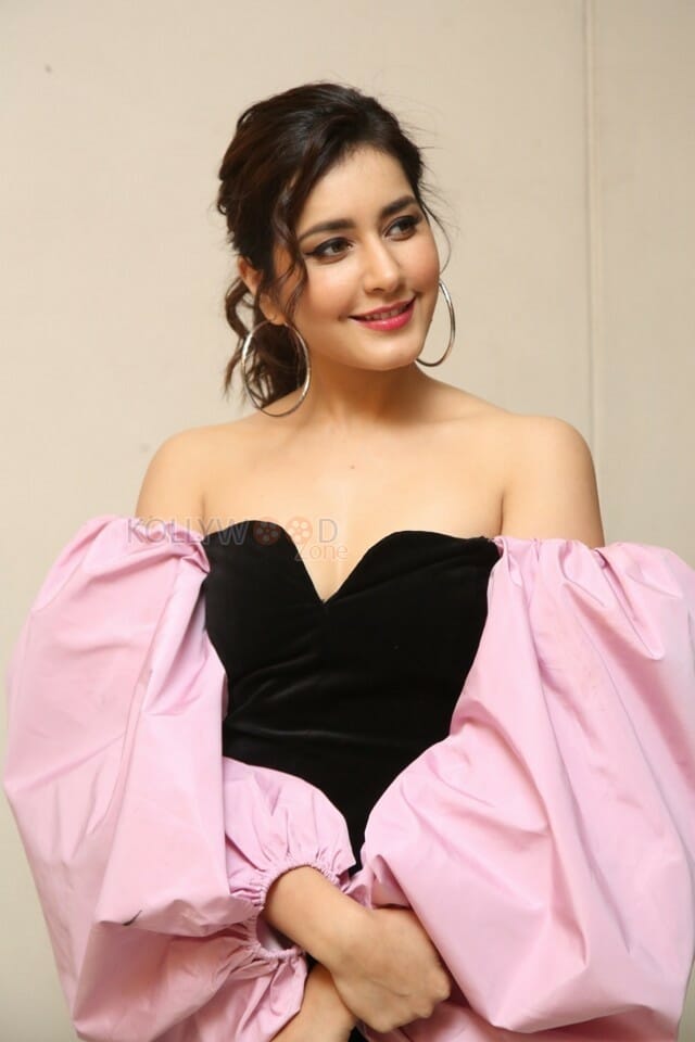 Actress Raashi Khanna At Prati Roju Pandage Oo Baava Song Launch Photos