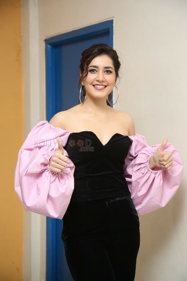 Actress Raashi Khanna At Prati Roju Pandage Oo Baava Song Launch Photos