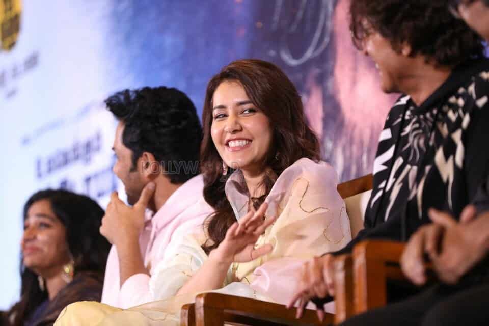 Actress Raashi Khanna at Sardar Movie Press Meet Pictures 01