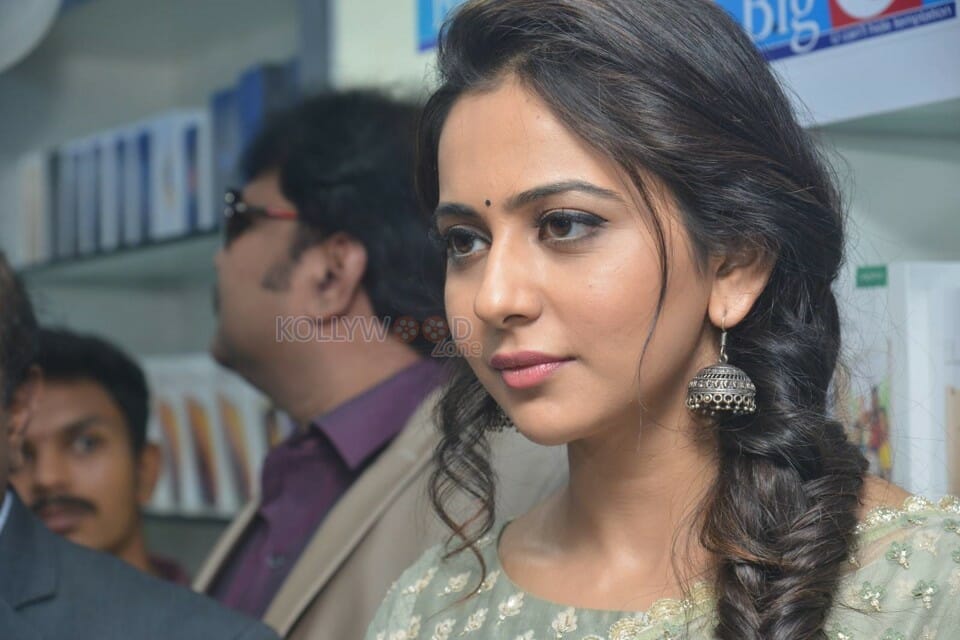Actress Rakul Preet Singh Launches Big C Show Room At Kurnool Photos