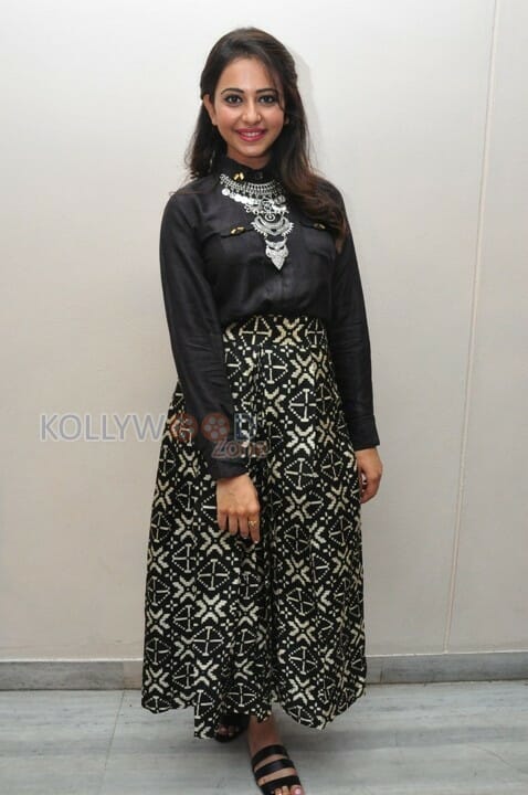 Actress Rakul Preet Singh New Pictures