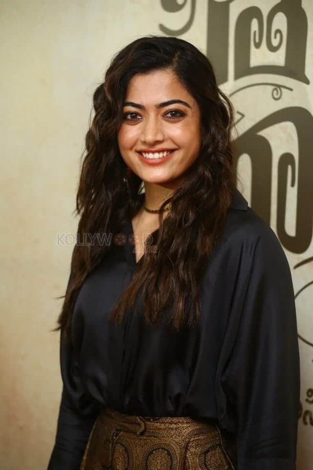 Actress Rashmika Mandanna at Sita Ramam Trailer Launch Event Pictures 17