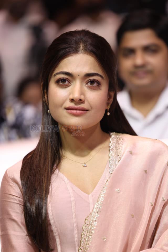 Actress Rashmika Mandanna at The Girlfriend Movie Success Meet Pictures 18