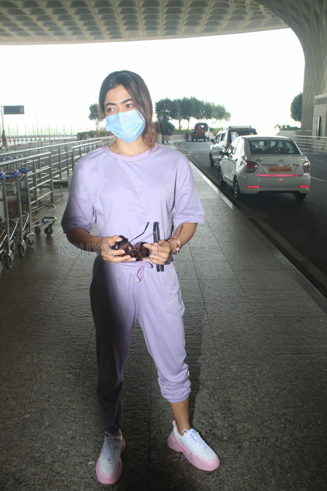 Actress Rashmika Mandanna spotted at Airport Departure Stills