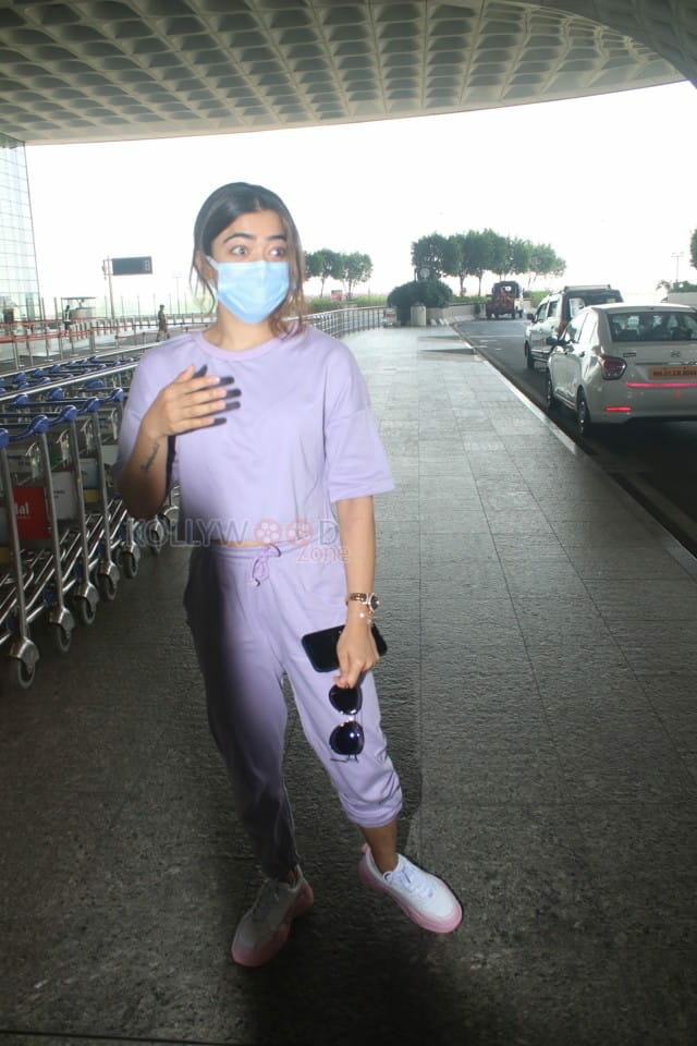 Actress Rashmika Mandanna spotted at Airport Departure Stills