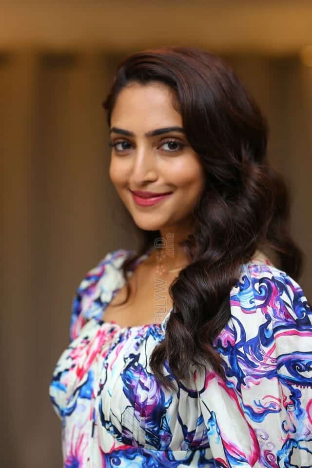 Actress Reba Monica John Interview Stills 21