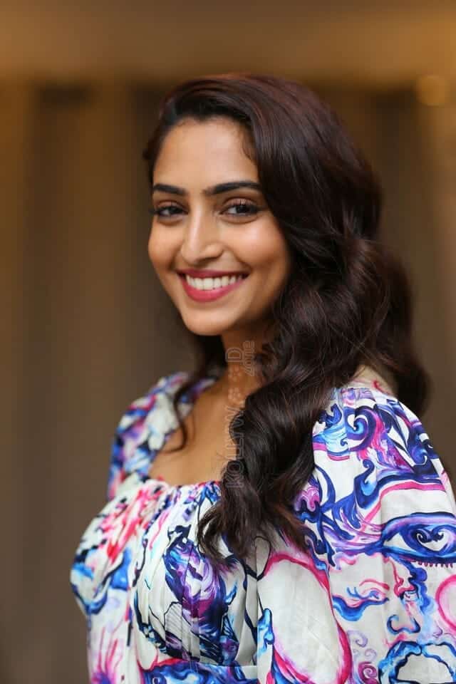 Actress Reba Monica John Interview Stills 22