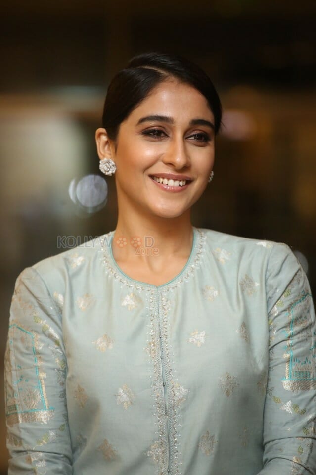 Actress Regina Cassandra At Telugu Cine Rathasarathula Rajotsvam Curtain Raiser Photos