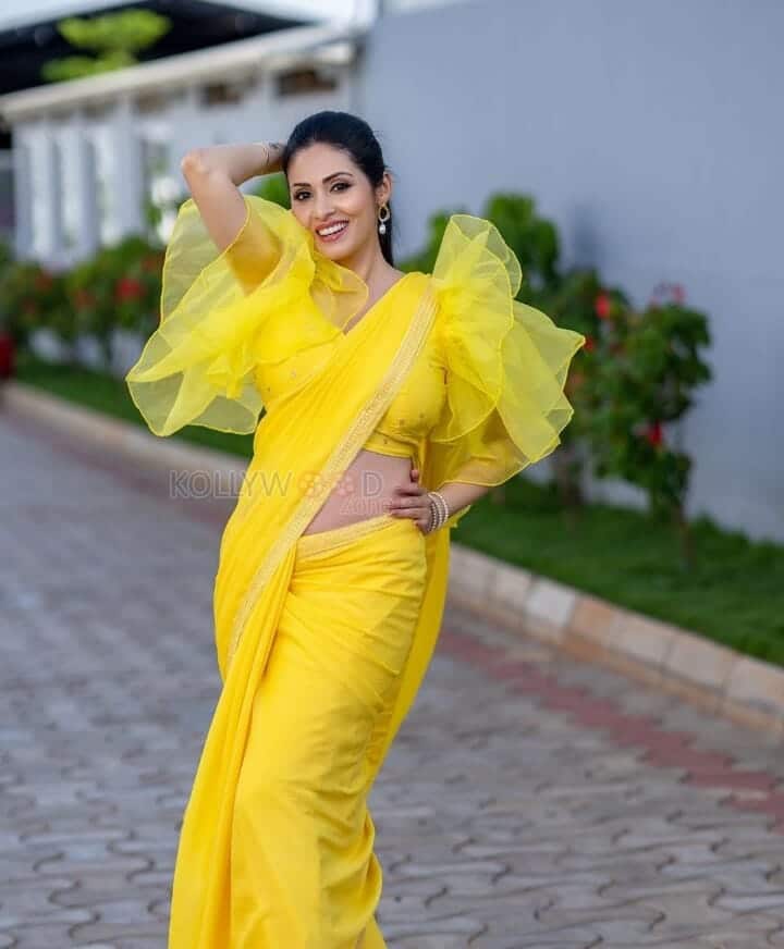Actress Sadha in Yellow Dress Pictures 02