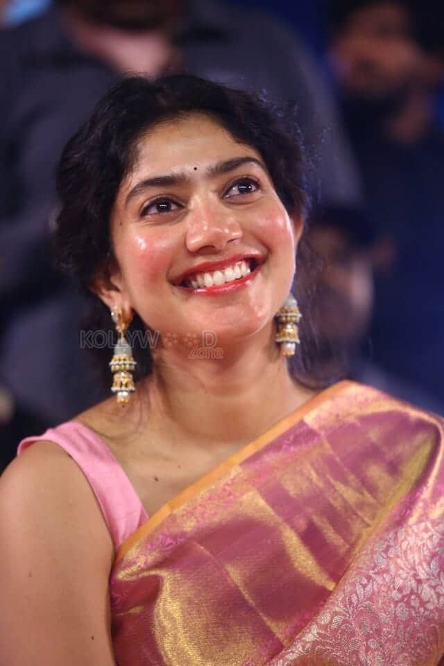 Actress Sai Pallavi at Shyam Singha Roy Movie Royal Event Stills 09