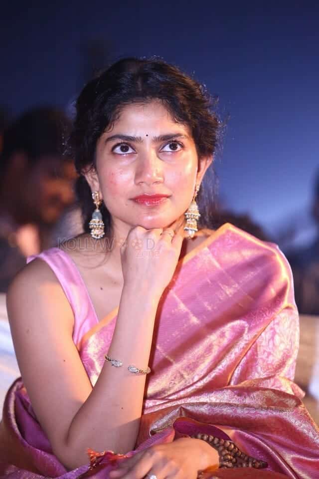 Actress Sai Pallavi at Shyam Singha Roy Movie Royal Event Stills 17