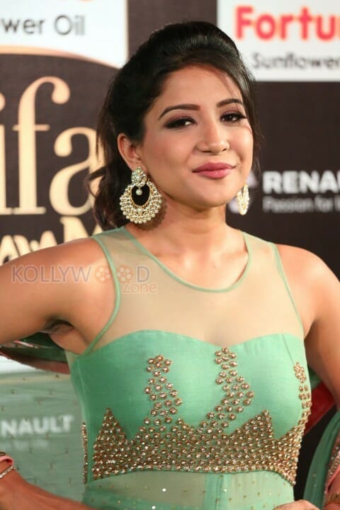 Actress Sakshi Agarwal At Iifa Utsavam Event Pictures