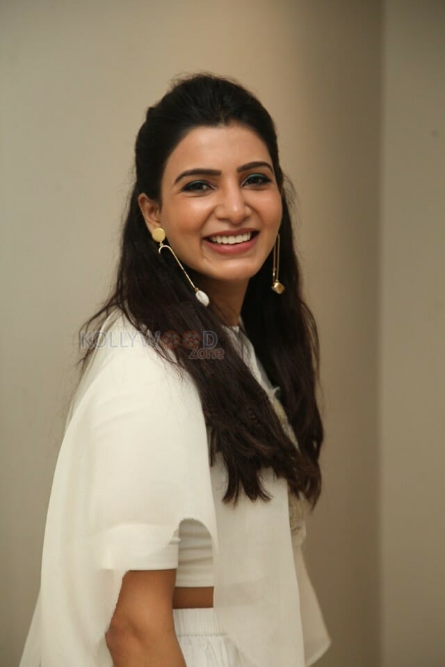 Actress Samantha Akkineni At Oh Baby Success Meet Pictures