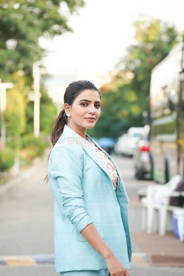 Actress Samantha Akkineni From The Sets Of Samjam Photos
