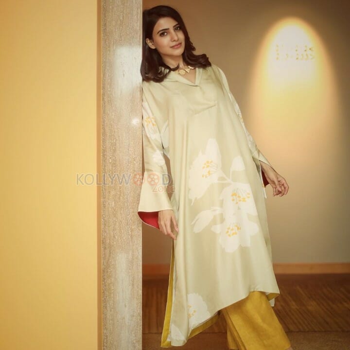 Actress Samantha Akkineni Photoshoot Pictures