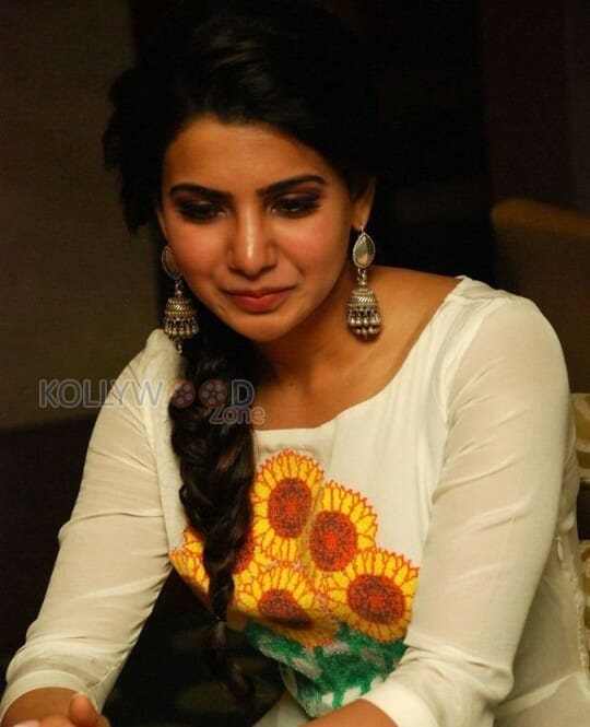 Actress Samantha New Stills