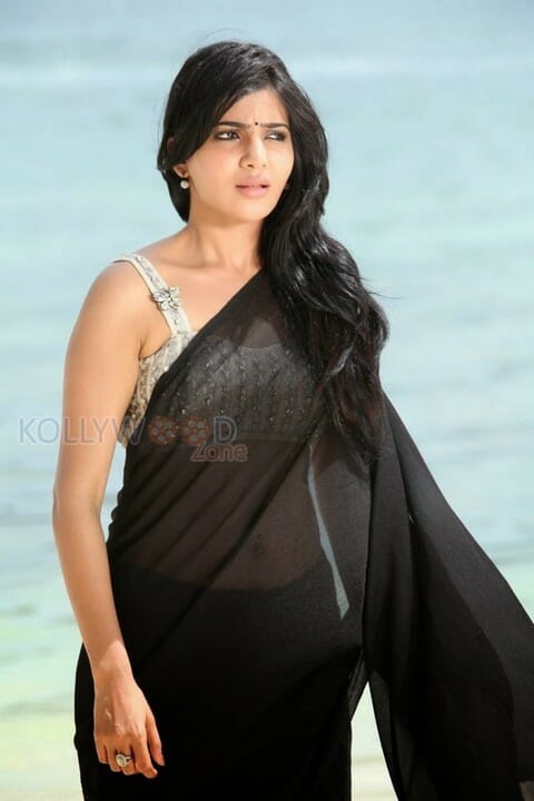 Actress Samantha Sexy Saree Photos