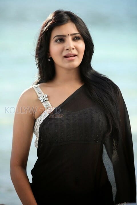 Actress Samantha Sexy Saree Photos