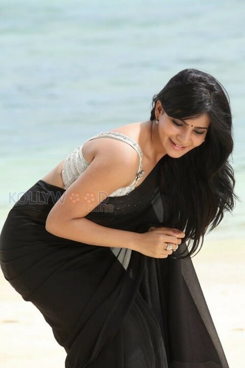 Actress Samantha Sexy Saree Photos