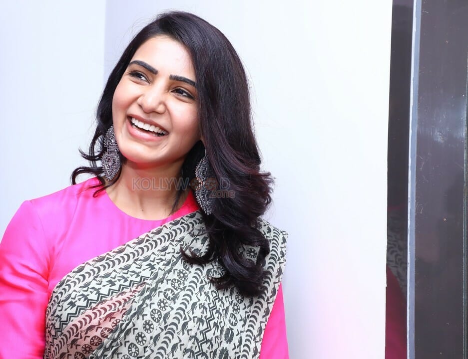 Actress Samantha Social Photos