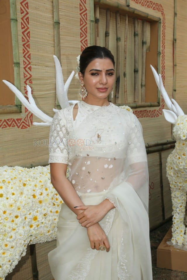 Actress Samantha at Shakuntalam Movie Opening Pictures