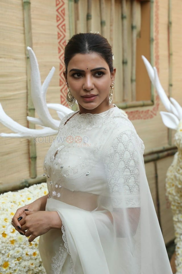 Actress Samantha at Shakuntalam Movie Opening Pictures