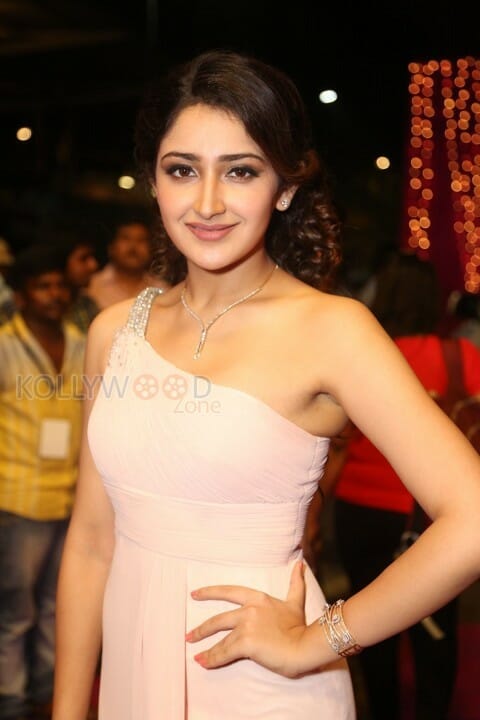 Actress Sayesha Saigal Stills