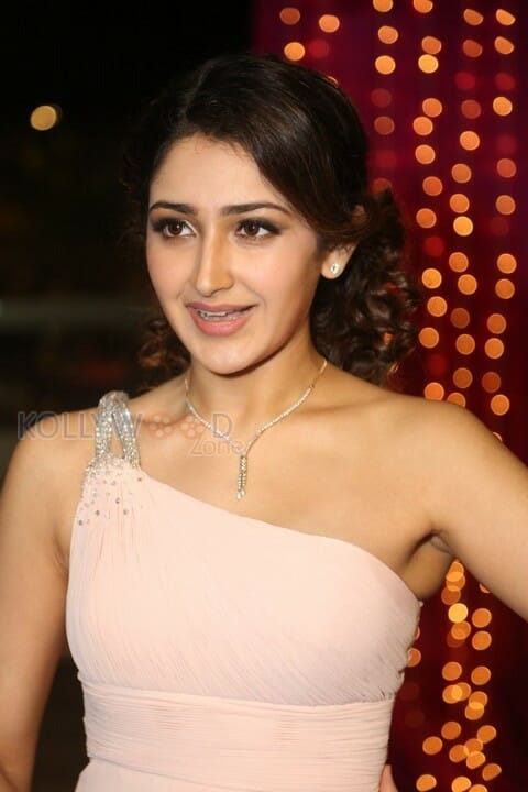 Actress Sayesha Saigal Stills