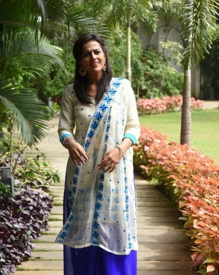 Actress Shraddha Srinath Unseen Photos