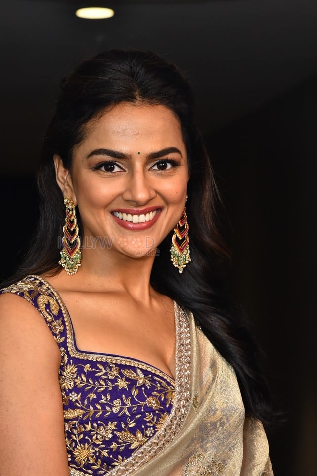 Actress Shraddha Srinath at Aaryan Movie Pre Release Event Stills 05