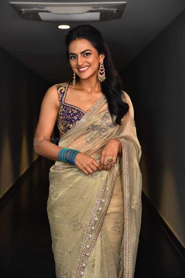 Actress Shraddha Srinath at Aaryan Movie Pre Release Event Stills 15