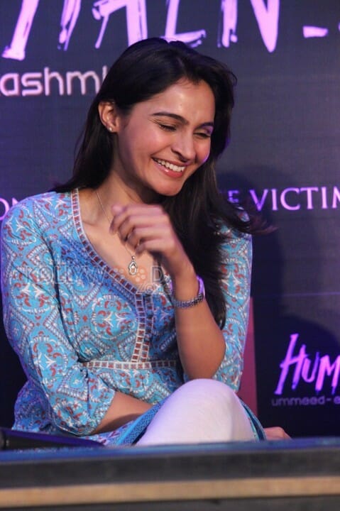 Actress Singer Andrea Jeremiah Photos