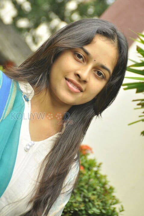 Actress Sri Divya New Pictures