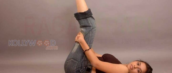 Actress Sri Divya Old Sexy Photoshoot Stills