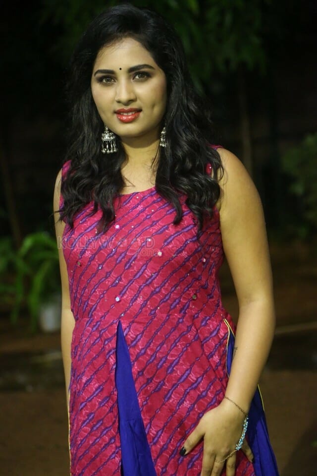 Actress Srushti Dange At Oye Ninne Audio Launch Photos