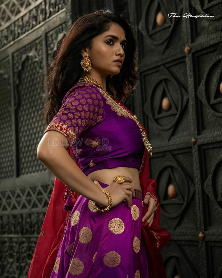 Actress Sunainaa Photoshoot Pictures