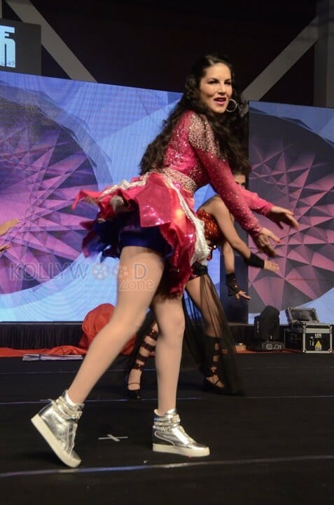 Actress Sunny Leone Dance Pics