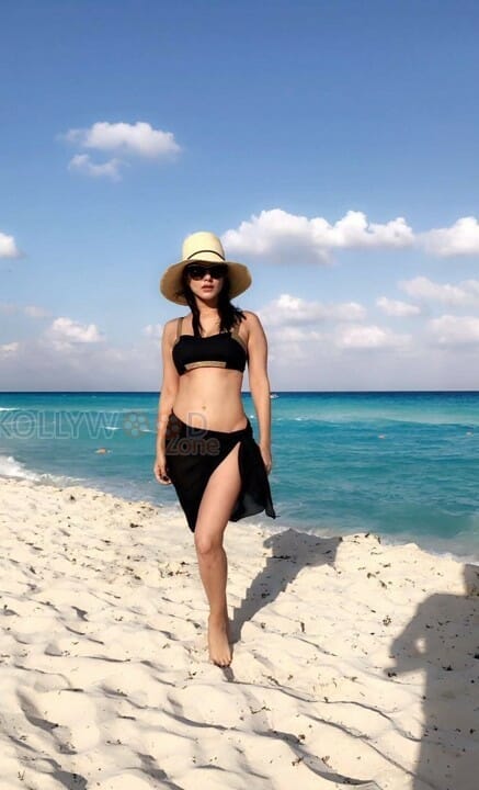 Actress Sunny Leone Spicy Photos