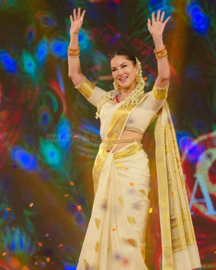 Actress Sunny Leone in Traditional Saree Photos 06