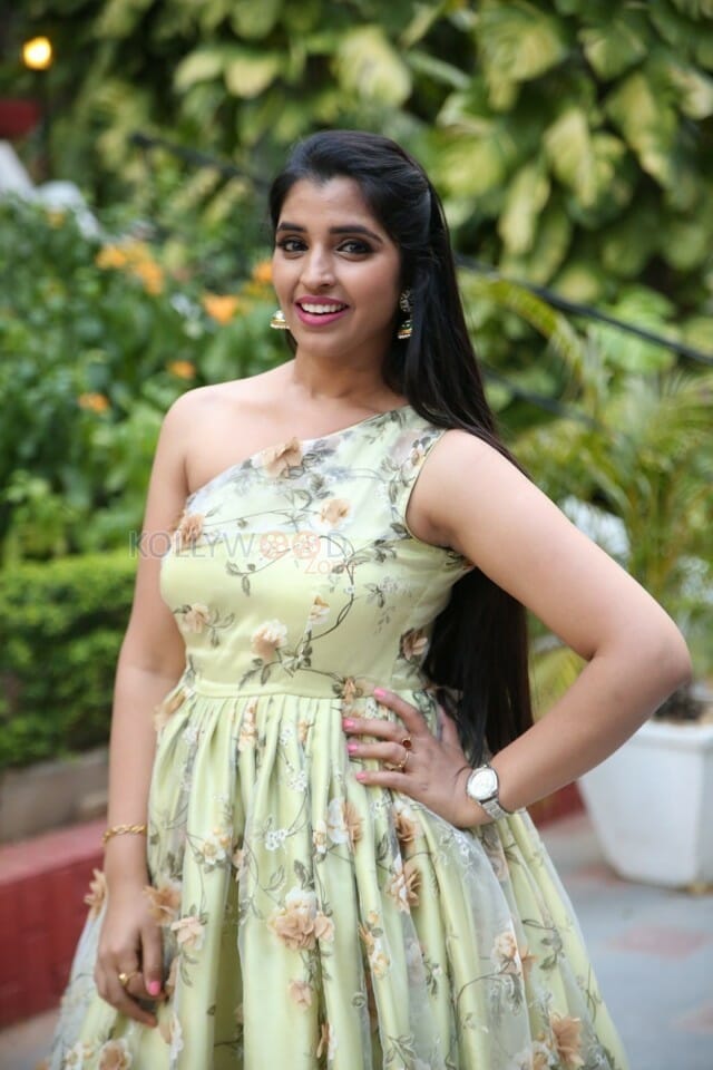 Actress Syamala New Pictures