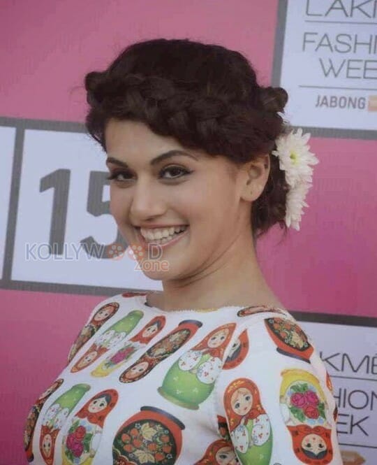 Actress Taapsee At Lakme Fashion Week Pictures