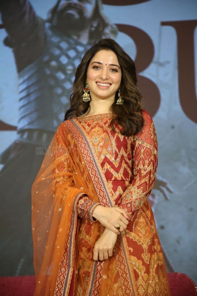 Actress Tamannaah At Sye Raa Movie Press Meet Photos