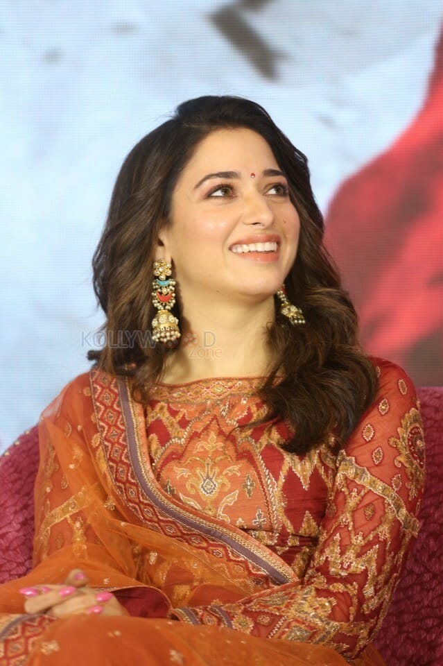 Actress Tamannaah At Sye Raa Movie Press Meet Photos