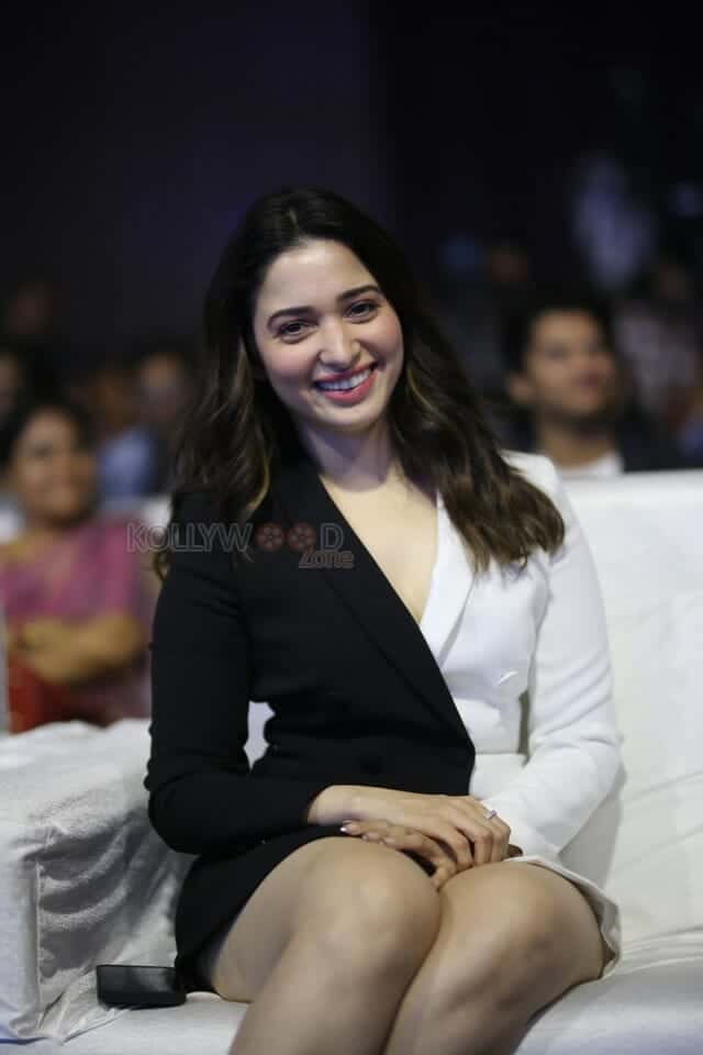 Actress Tamannaah Bhatia at Gurthundha Seethakalam Pre Release Event Photos 06