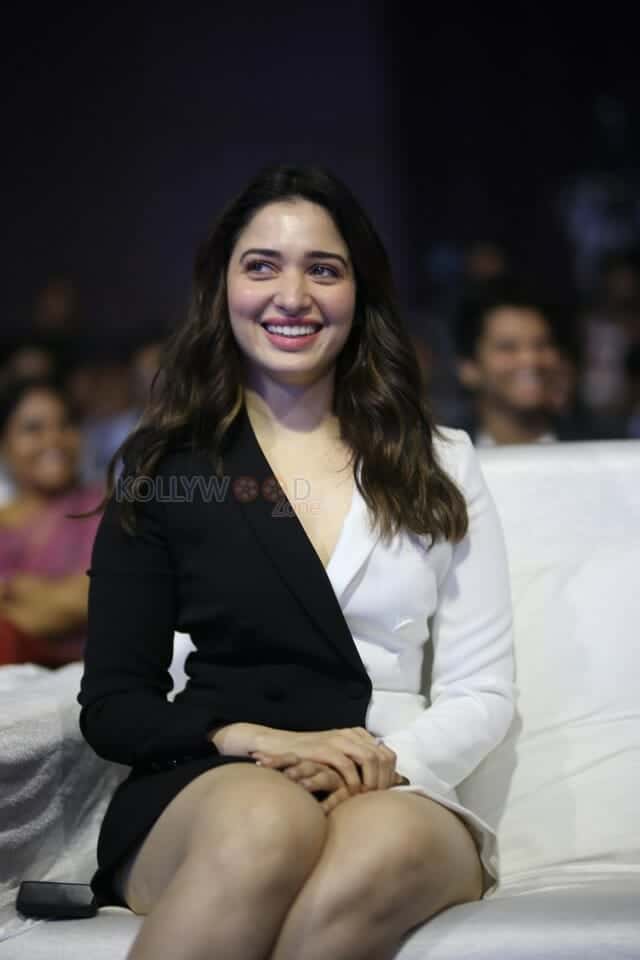 Actress Tamannaah Bhatia at Gurthundha Seethakalam Pre Release Event Photos 08