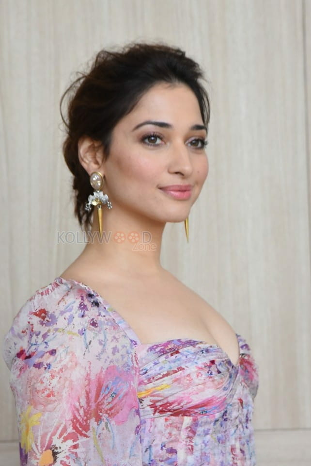 Actress Tamannaah at th Hour Press Meet Pictures